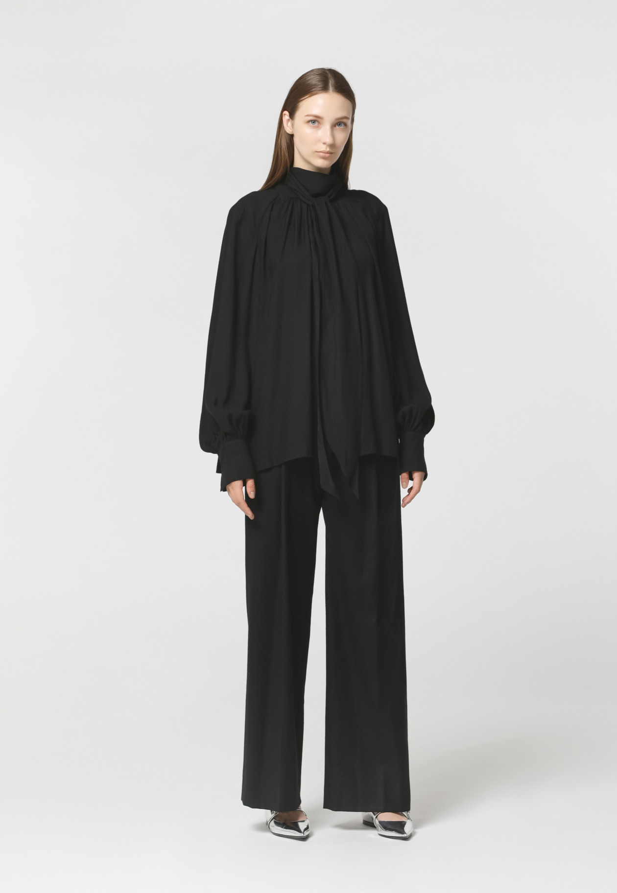 DOT JACQUARD BOWTIE BLOUSE 詳細画像 Black 4
