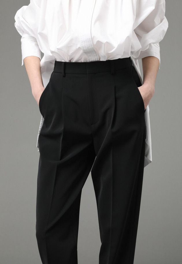 ONE TUCK TAPERED PANTS 詳細画像 Black 6