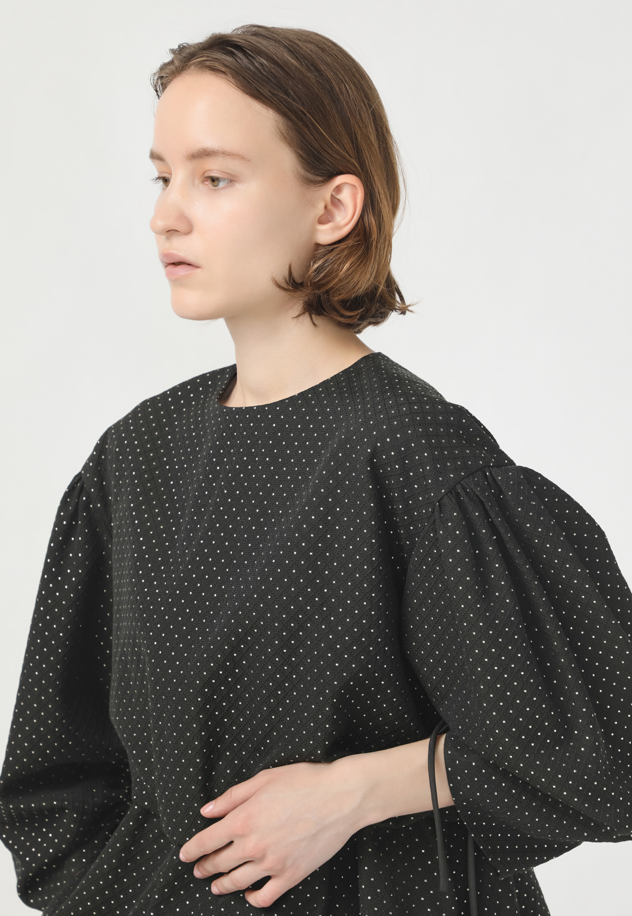 METALLIC DOT JACQUARD GATHER BLOUSE 詳細画像 Chcl 2