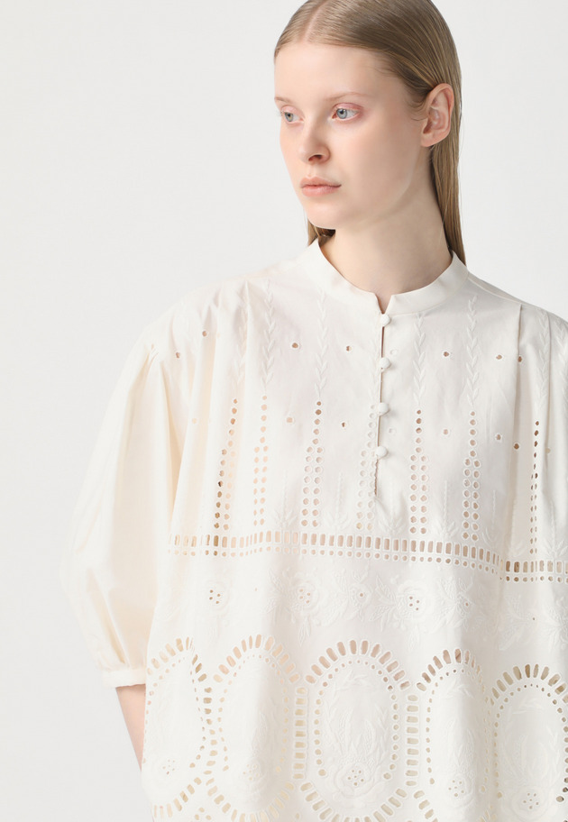 FLOWER EMBROIDERY BLOUSE 詳細画像 White 1