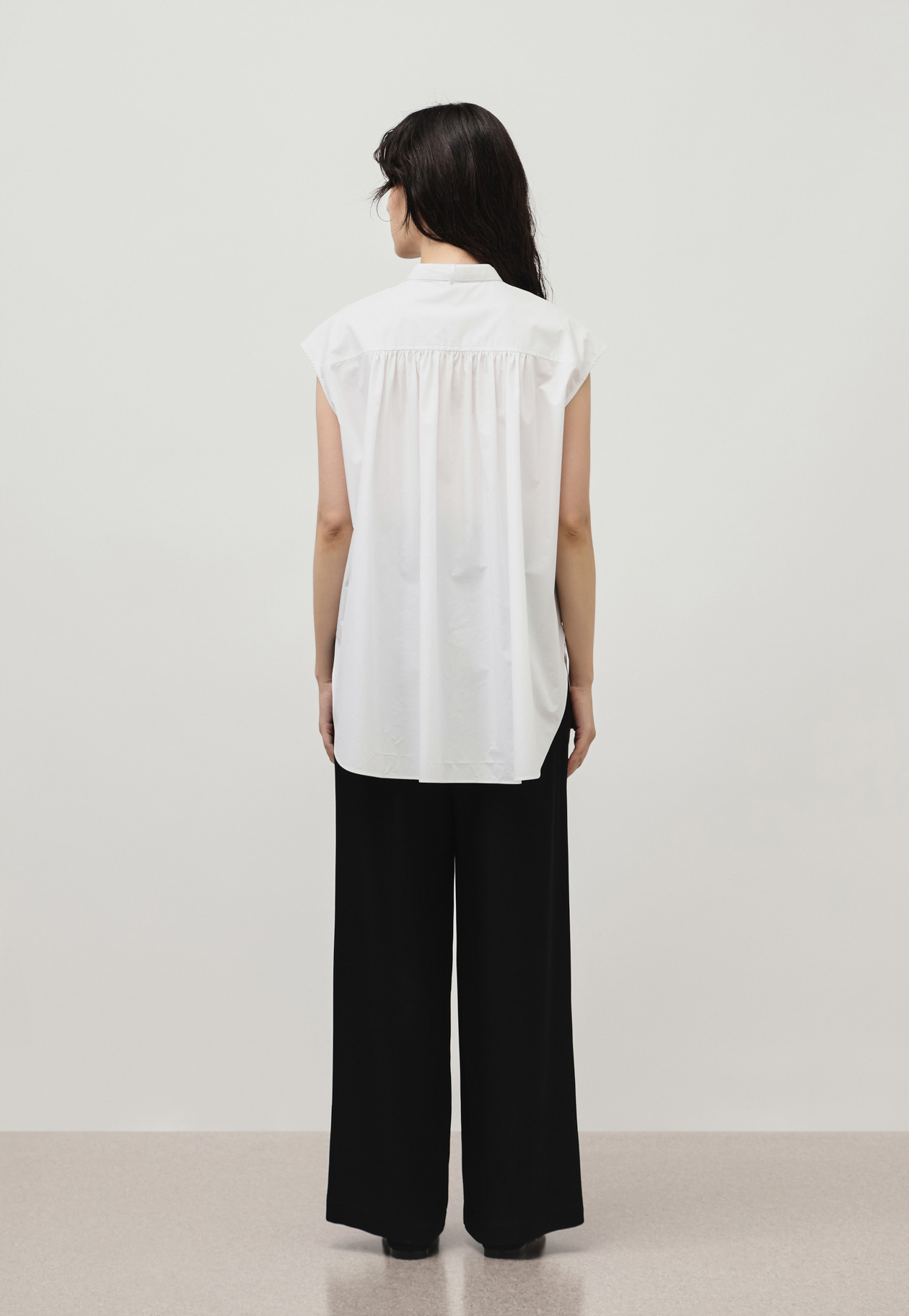 TYPEWRITER BOW NO SLEEVE BLOUSE / タイプライターボウノースリーブブラウス 詳細画像 White 5