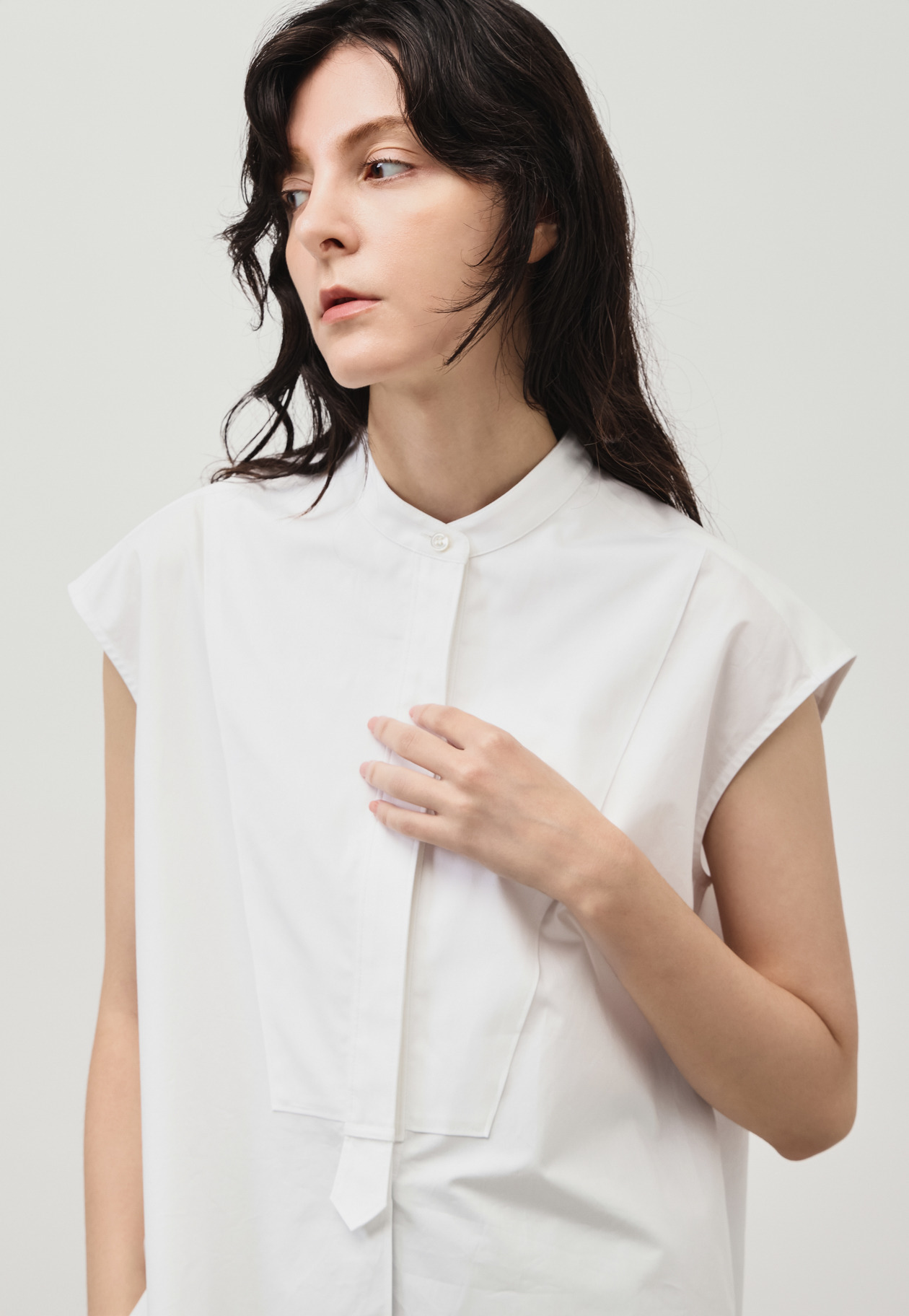 TYPEWRITER BOW NO SLEEVE BLOUSE / タイプライターボウノースリーブブラウス 詳細画像 White 7