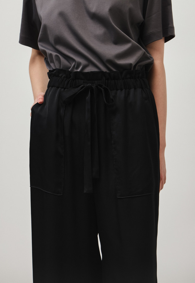 VISCOSE SATIN GATHER PANTS / ヴィスコースサテンギャザーパンツ 詳細画像 Black 5