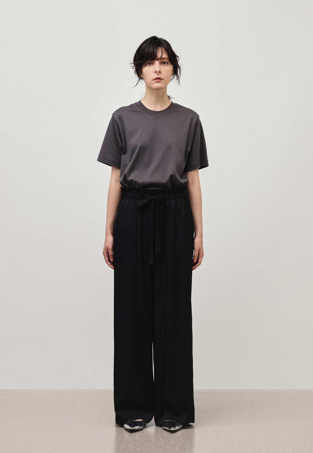 VISCOSE SATIN GATHER PANTS / ヴィスコースサテンギャザーパンツ 詳細画像 Black 1