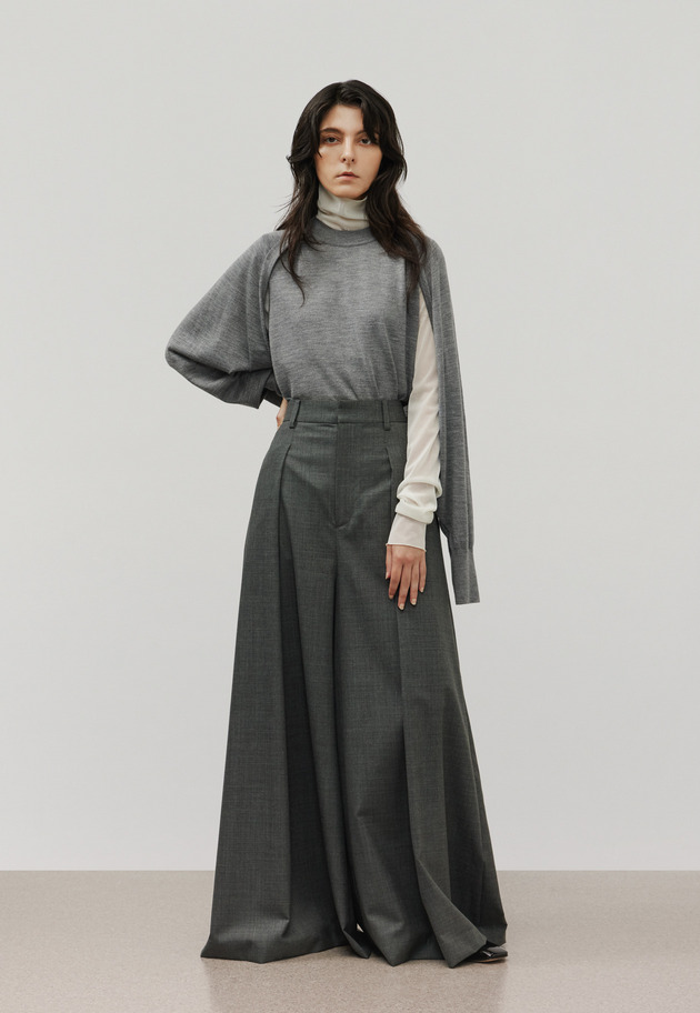 TROPICAL WOOL SUPER WIDE PANTS / トロピカルウールスーパーワイドパンツ 詳細画像 Gray 1