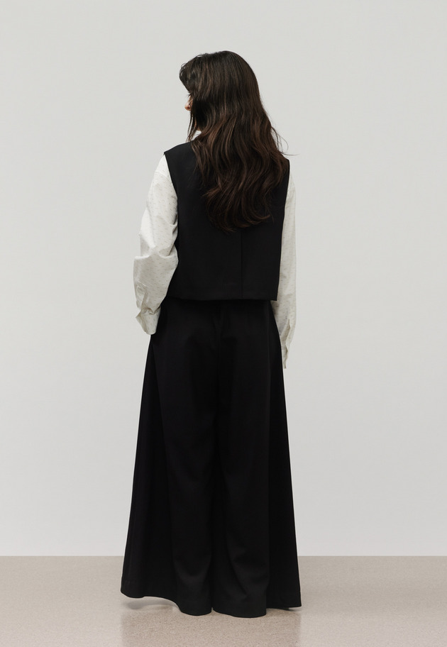 TROPICAL WOOL SUPER WIDE PANTS / トロピカルウールスーパーワイドパンツ 詳細画像 Black 3