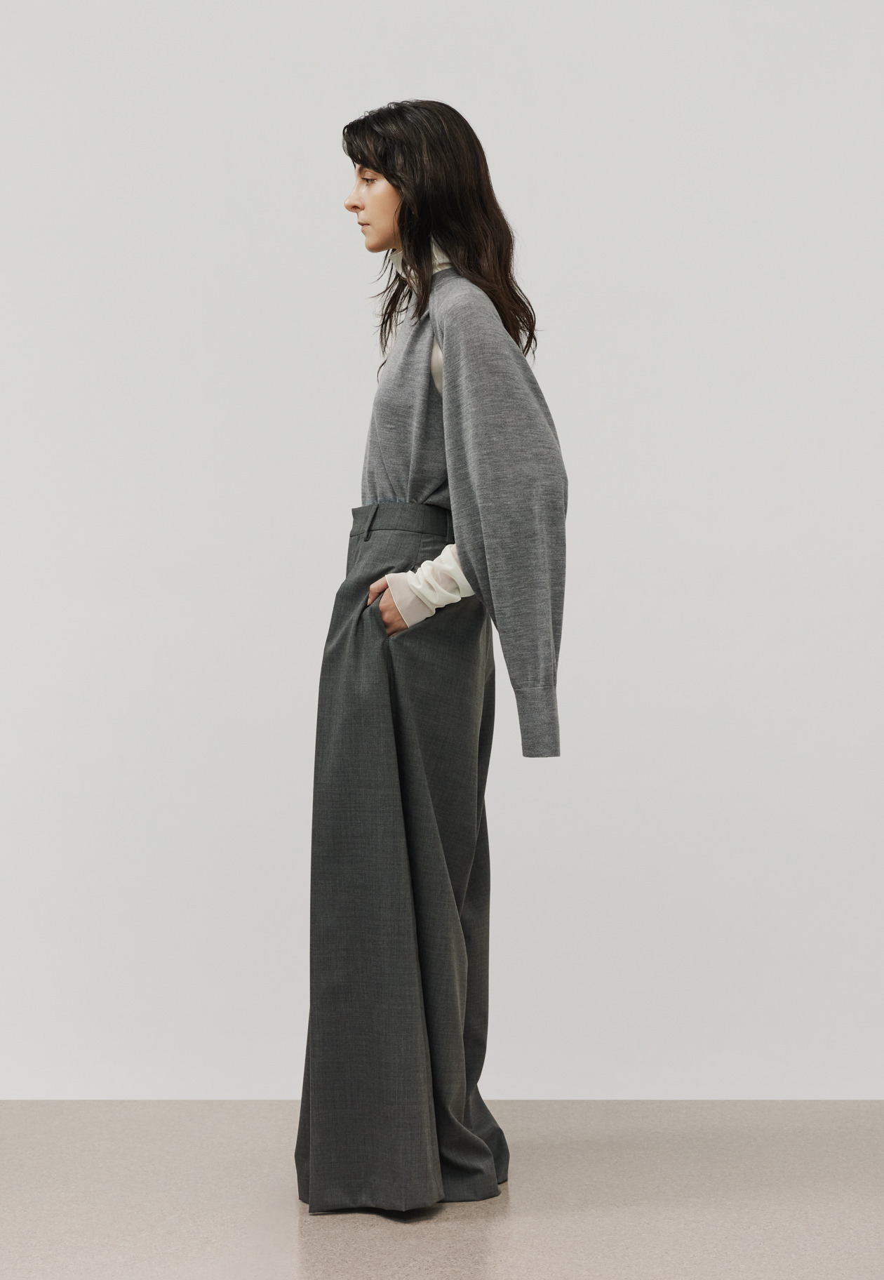TROPICAL WOOL SUPER WIDE PANTS / トロピカルウールスーパーワイドパンツ 詳細画像 Gray 3