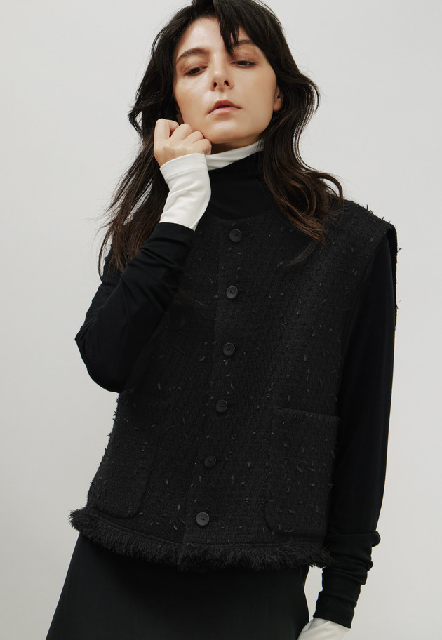TAPE YARN TWEED CREW NECK GILET / テープヤーンツィードクルーネックジレ 詳細画像 Black 4