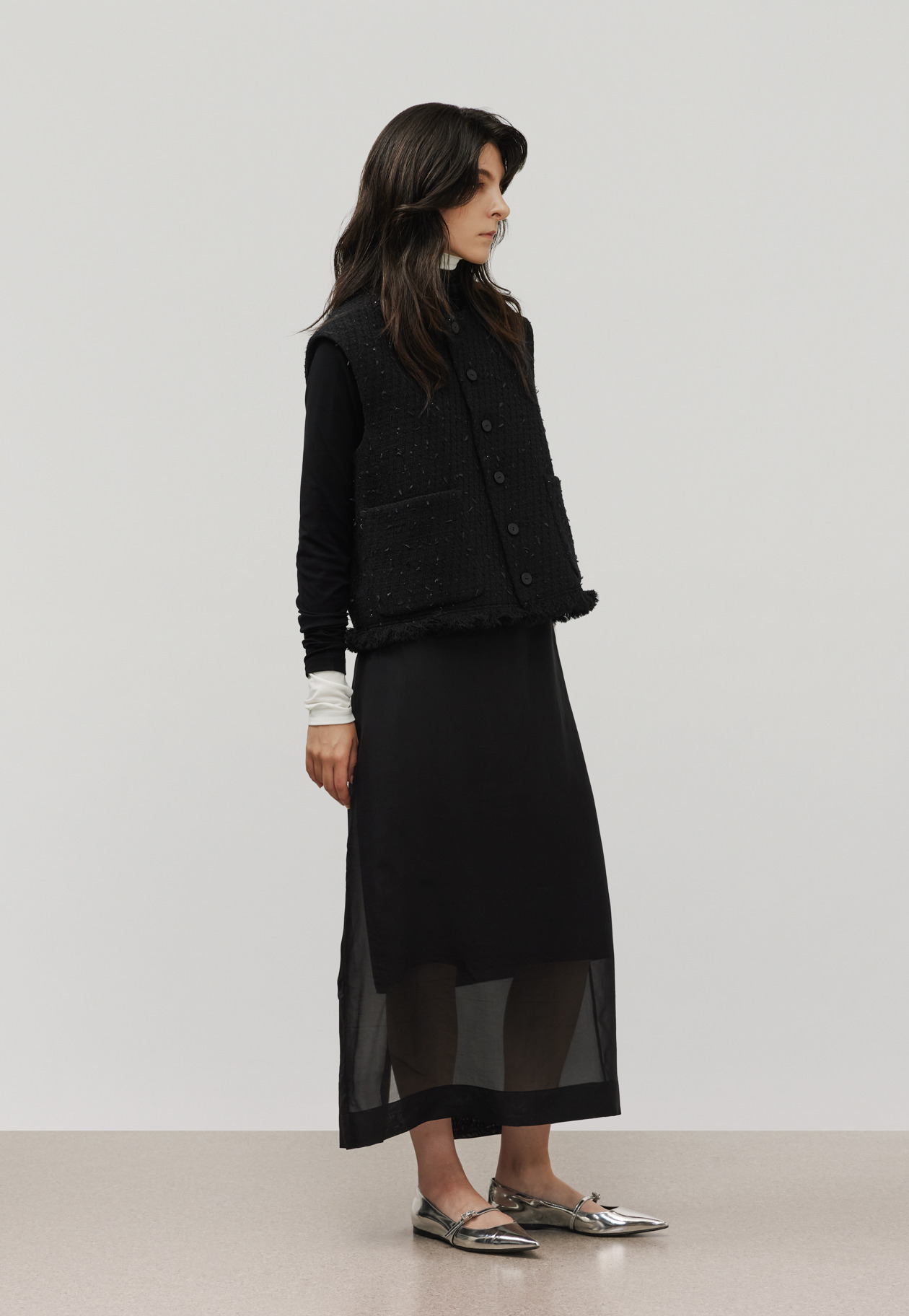 TAPE YARN TWEED CREW NECK GILET / テープヤーンツィードクルーネックジレ 詳細画像 Black 2
