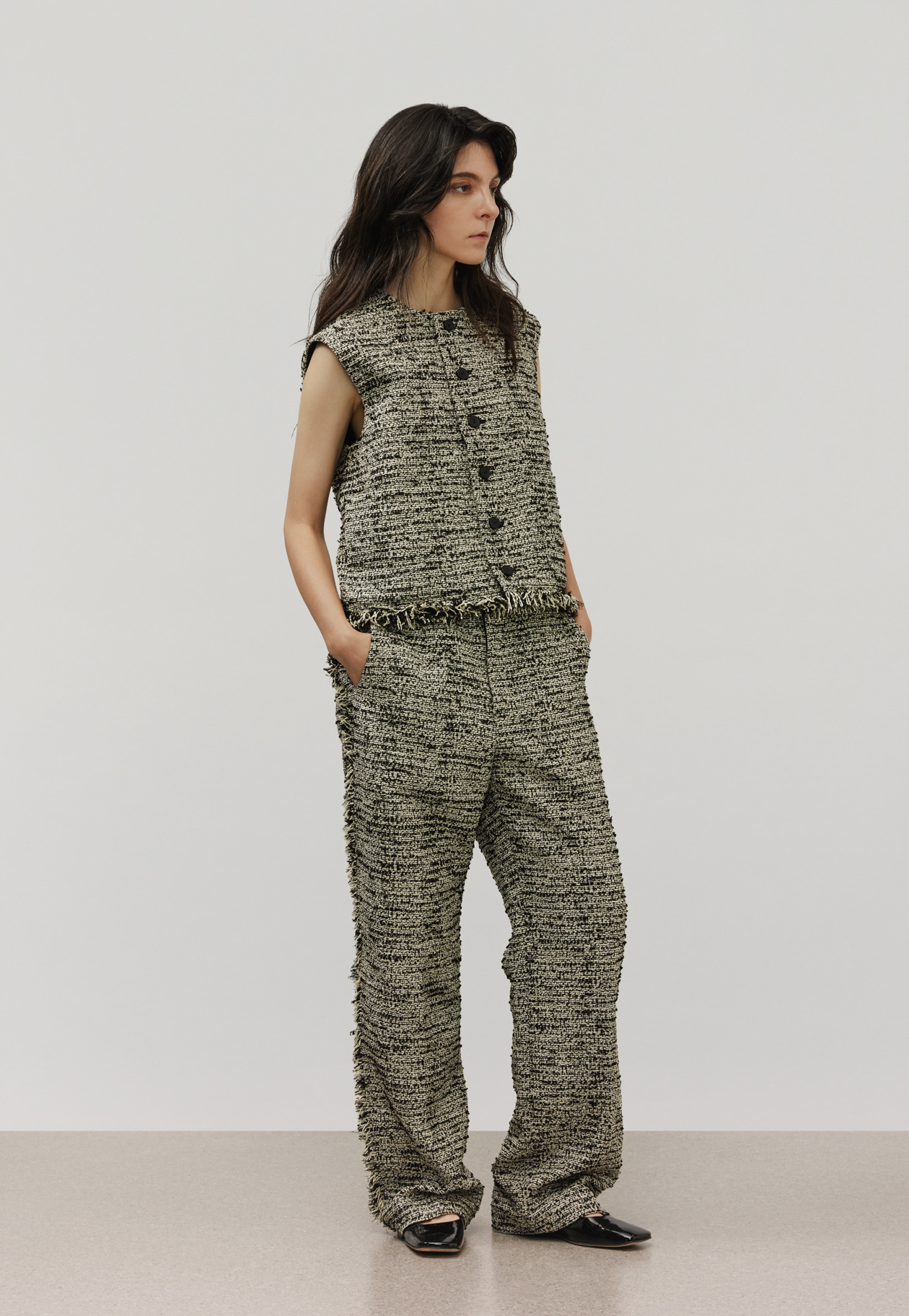 FANCY TWEED CREW NECK GILET / ファンシーツィードクルーネックジレ 詳細画像 Black 2
