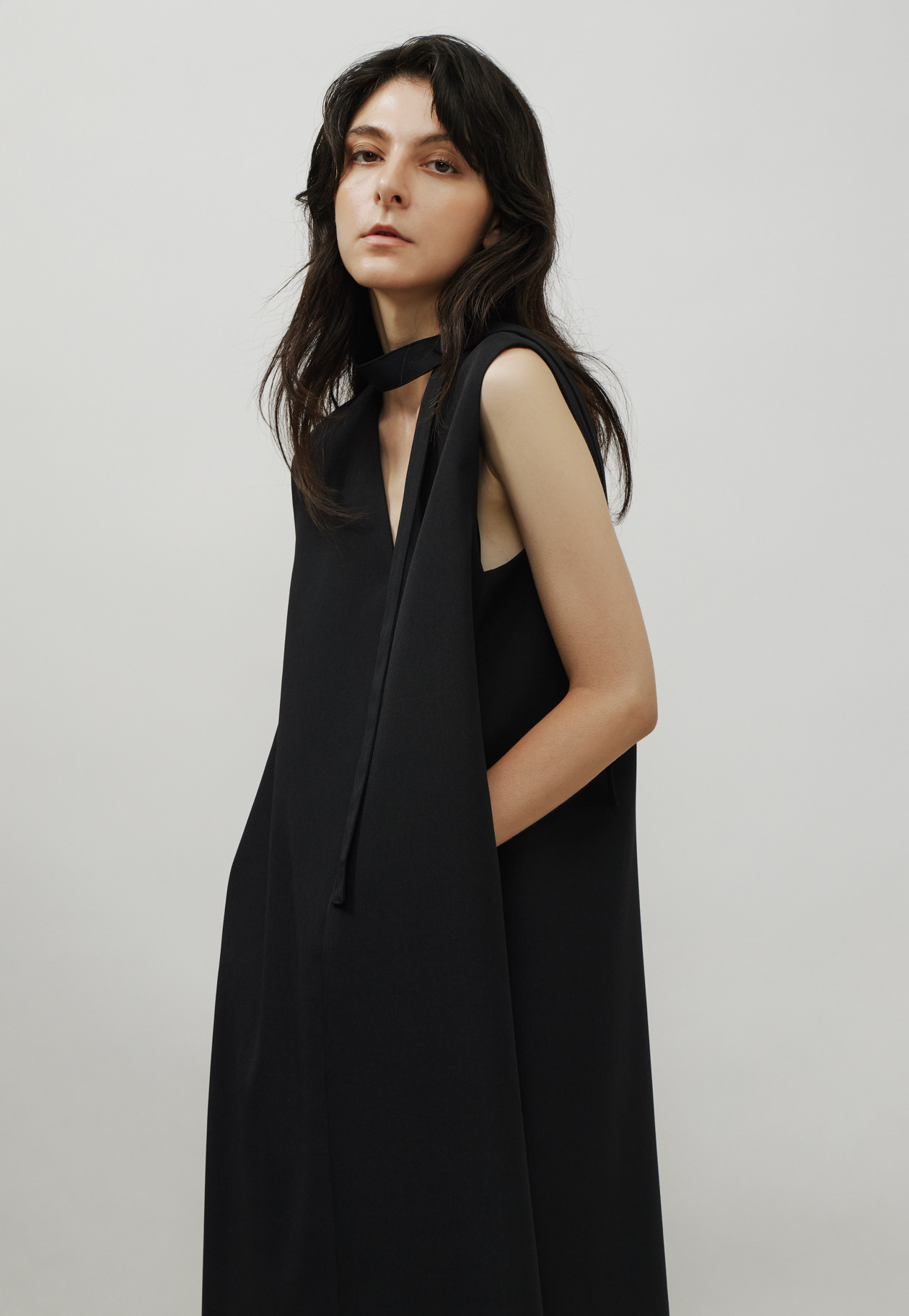 DOSEKIN CHOKER SLEEVELESS DRESS / ドスキンチョーカースリーブレスドレス 詳細画像 Black 5