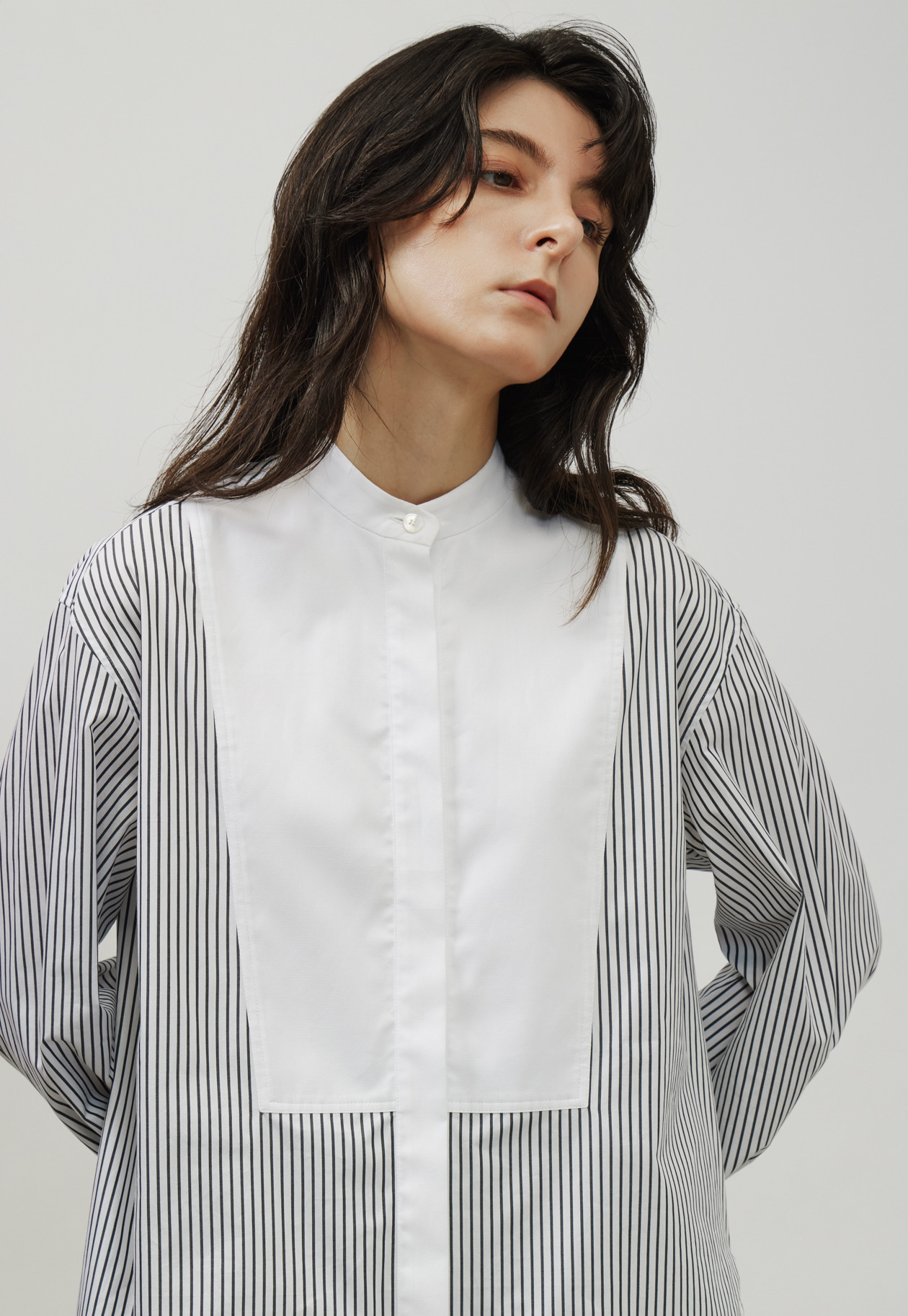 COTTON NO COLLAR BOSOM SHIRT / コットンノーカラーブザムシャツ 詳細画像 Black 6
