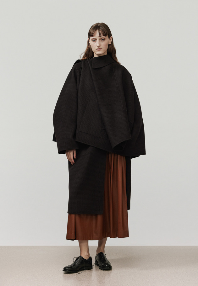 FAUX LEATHER PLEATS SKIRT / フォーレザープリーツスカート 詳細画像 Brown 7