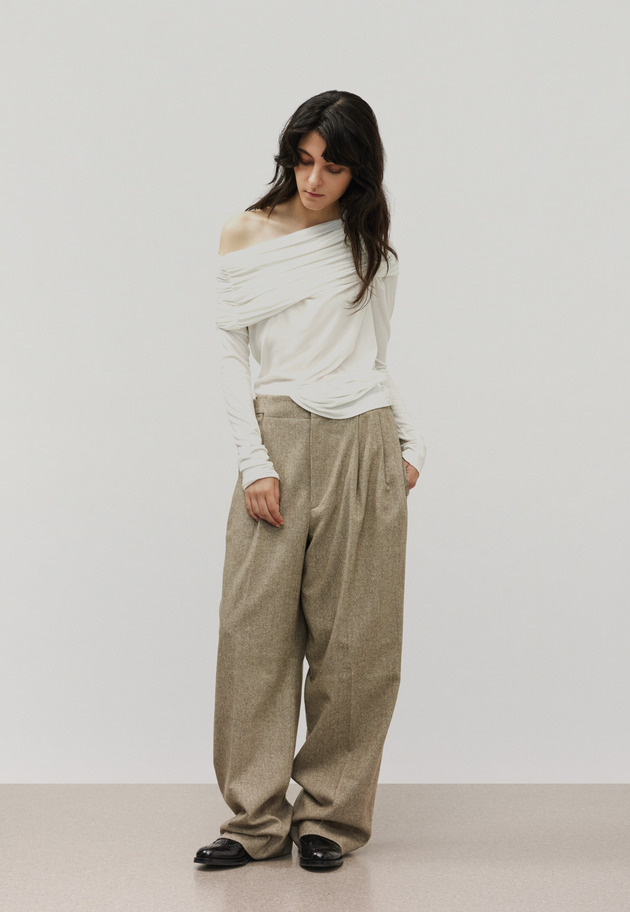 LYOCELL BARE OFF-SHOULDER / リヨセルベアオフショルダー 詳細画像 OW 2