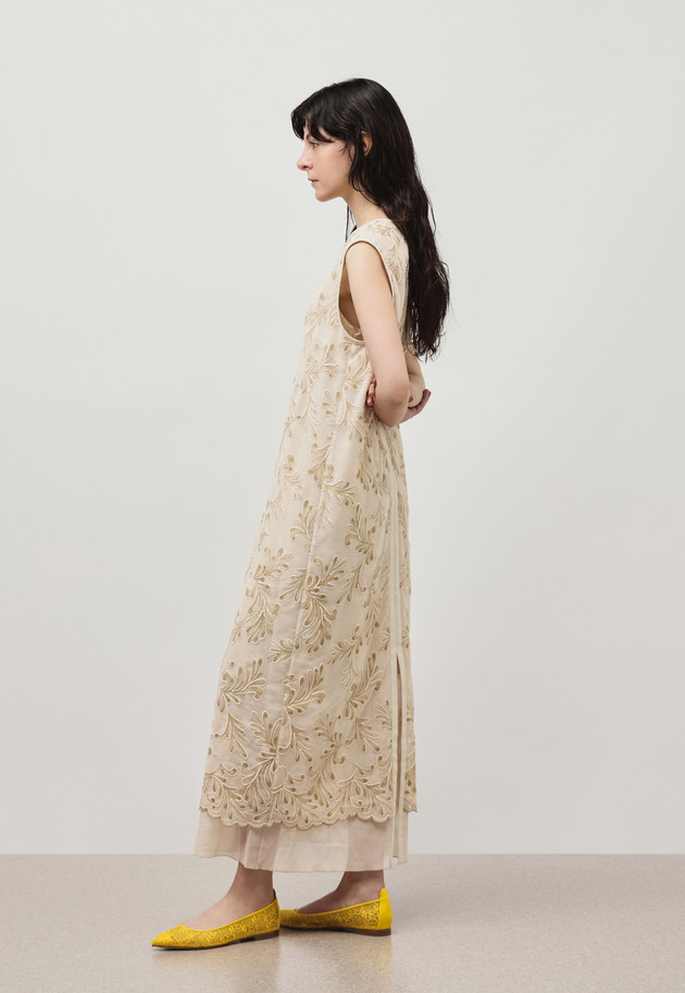 EMBROIDERY NO SLEEVE DRESS / エンブロイダリーノースリーブドレス 詳細画像 Beige 3