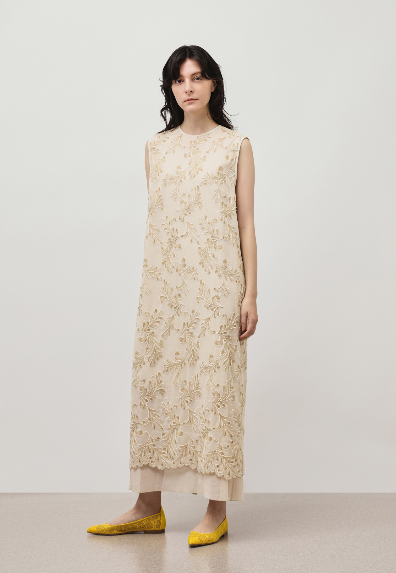 EMBROIDERY NO SLEEVE DRESS / エンブロイダリーノースリーブドレス 詳細画像 Beige 5