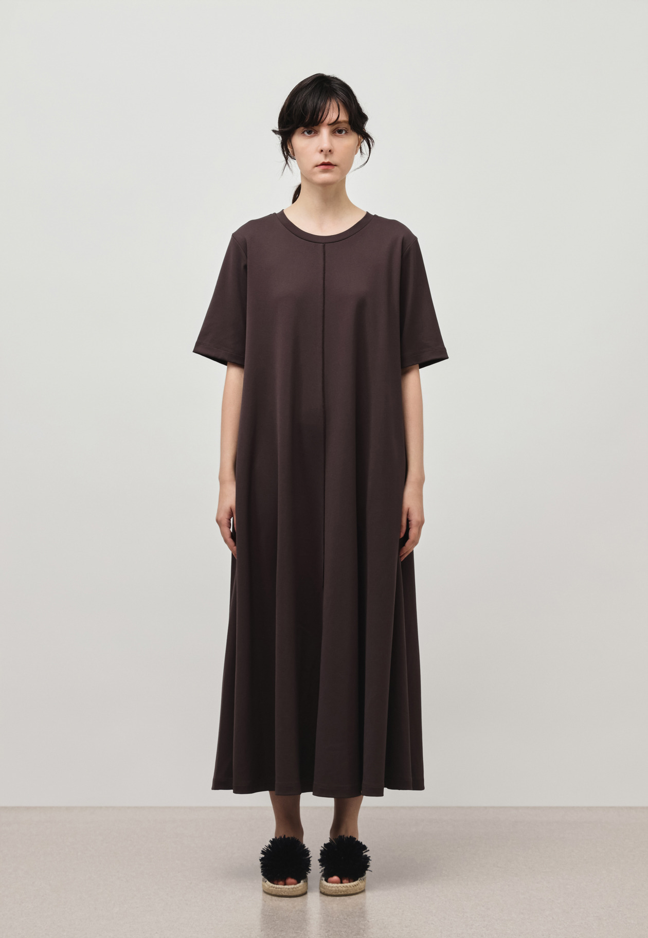 SMOOTH JERSEY SHORT SLEEVE DRESS / スムースジャージーショートスリーブドレス 詳細画像 Brown 1