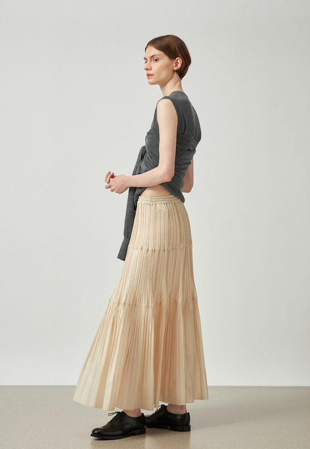 SILK POLY TIERED PLEATS SKIRT / シルクポリティアードプリーツスカート 詳細画像 Beige 2