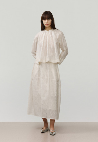 TAPE CUT JACQUARD BLOUSE / テープカットジャガードブラウス