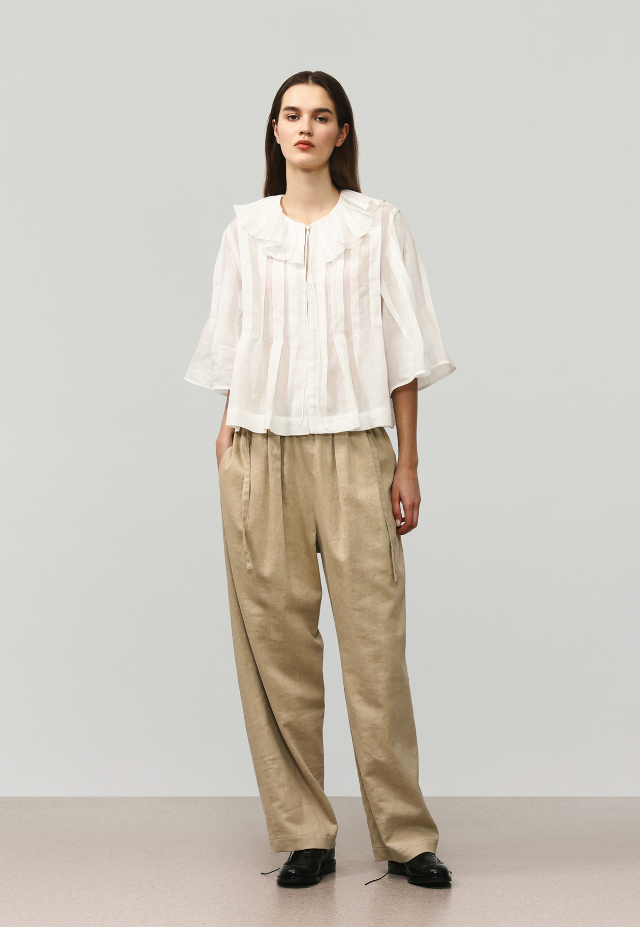 RAMIE PLEATS SHORT SLEEVE BLOUSE / ラミープリーツショートスリーブブラウス 詳細画像 OW 1