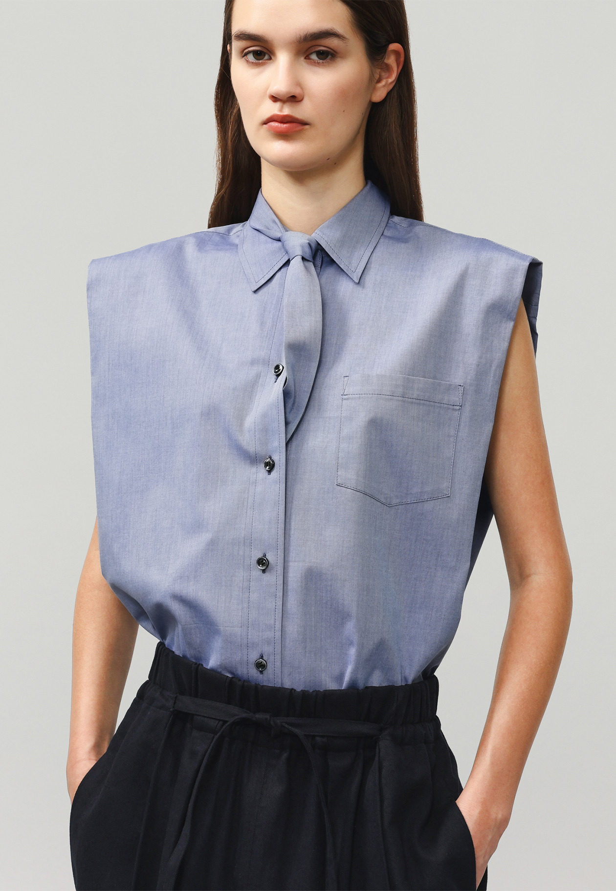 COTTON TWILL SLEEVELESS BOW BLOUSE / コットンツイルスリーブレスボウブラウス 詳細画像 Navy 4